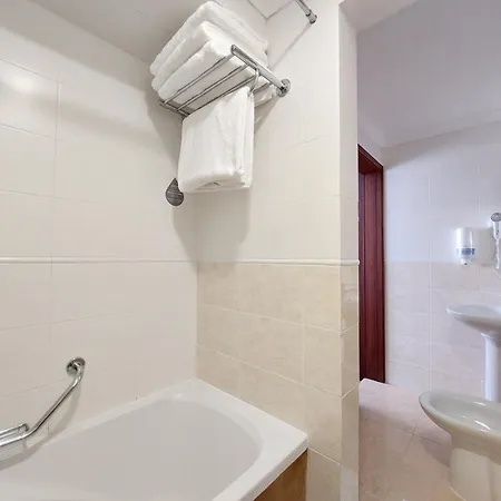 Santiago Vagos 2* Αβέιρο