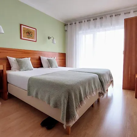 Santiago Vagos 2* Αβέιρο
