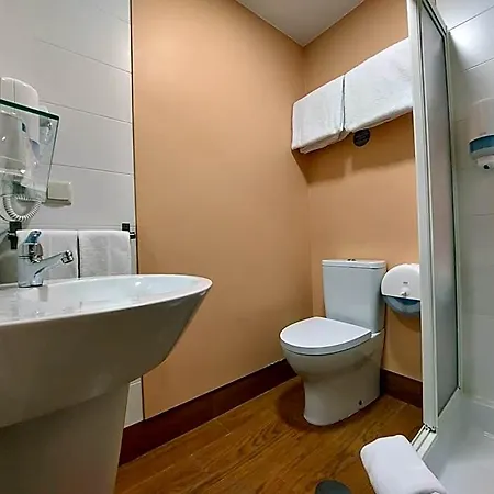 Hotel Santiago Vagos 2*